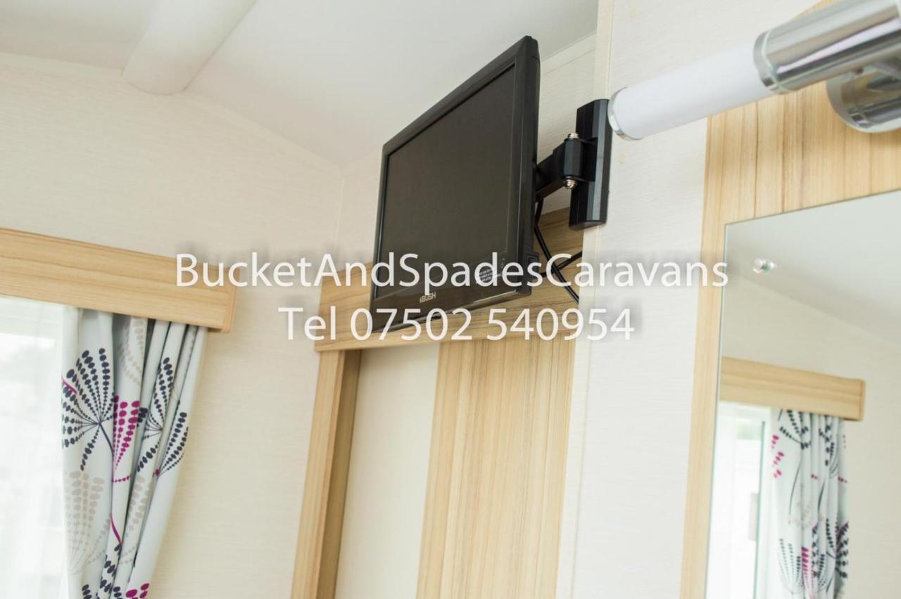 Blackpool Caravans Marton Mere Екстериор снимка