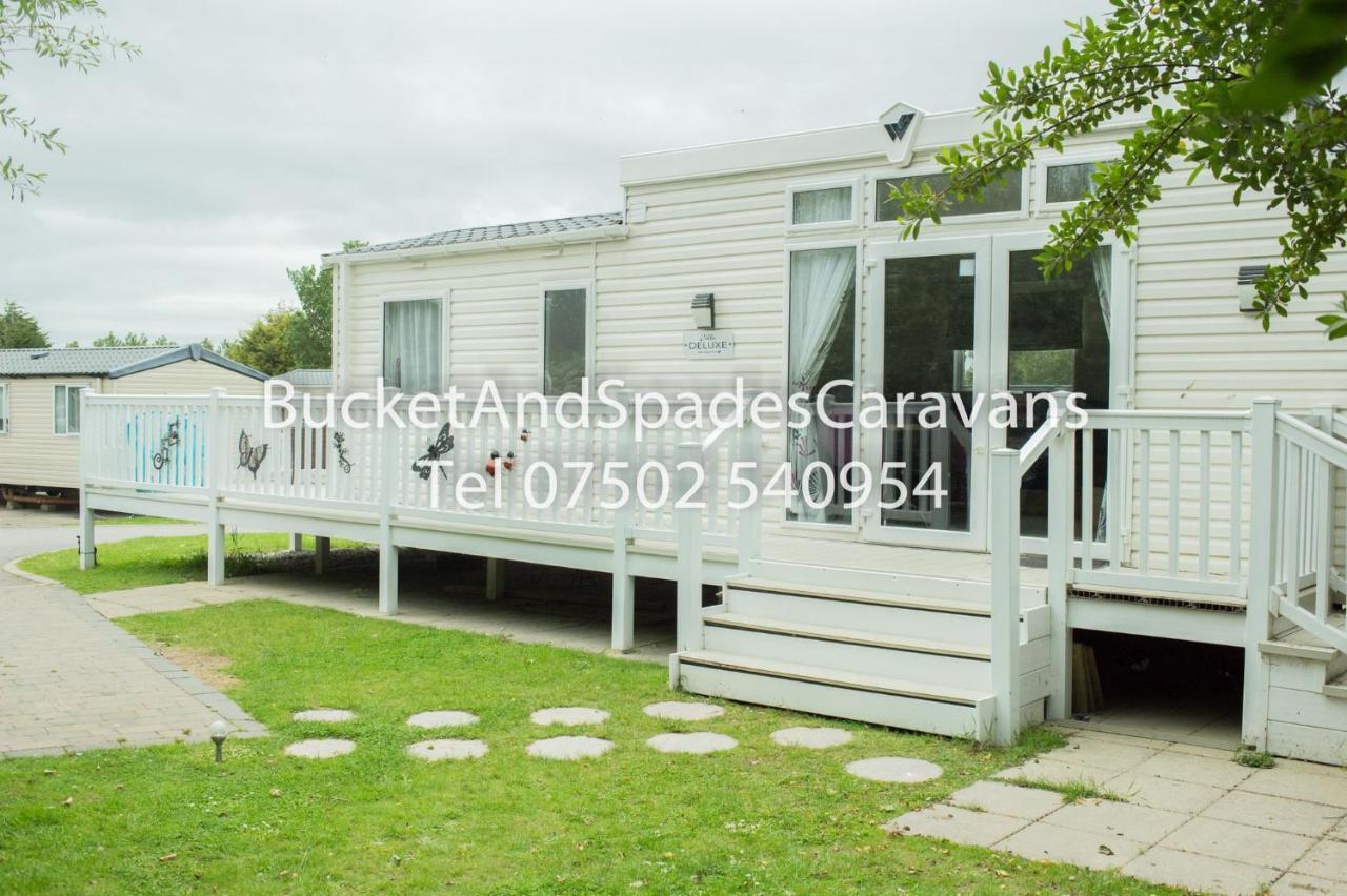 Blackpool Caravans Marton Mere Екстериор снимка