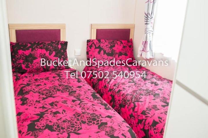 Blackpool Caravans Marton Mere Екстериор снимка