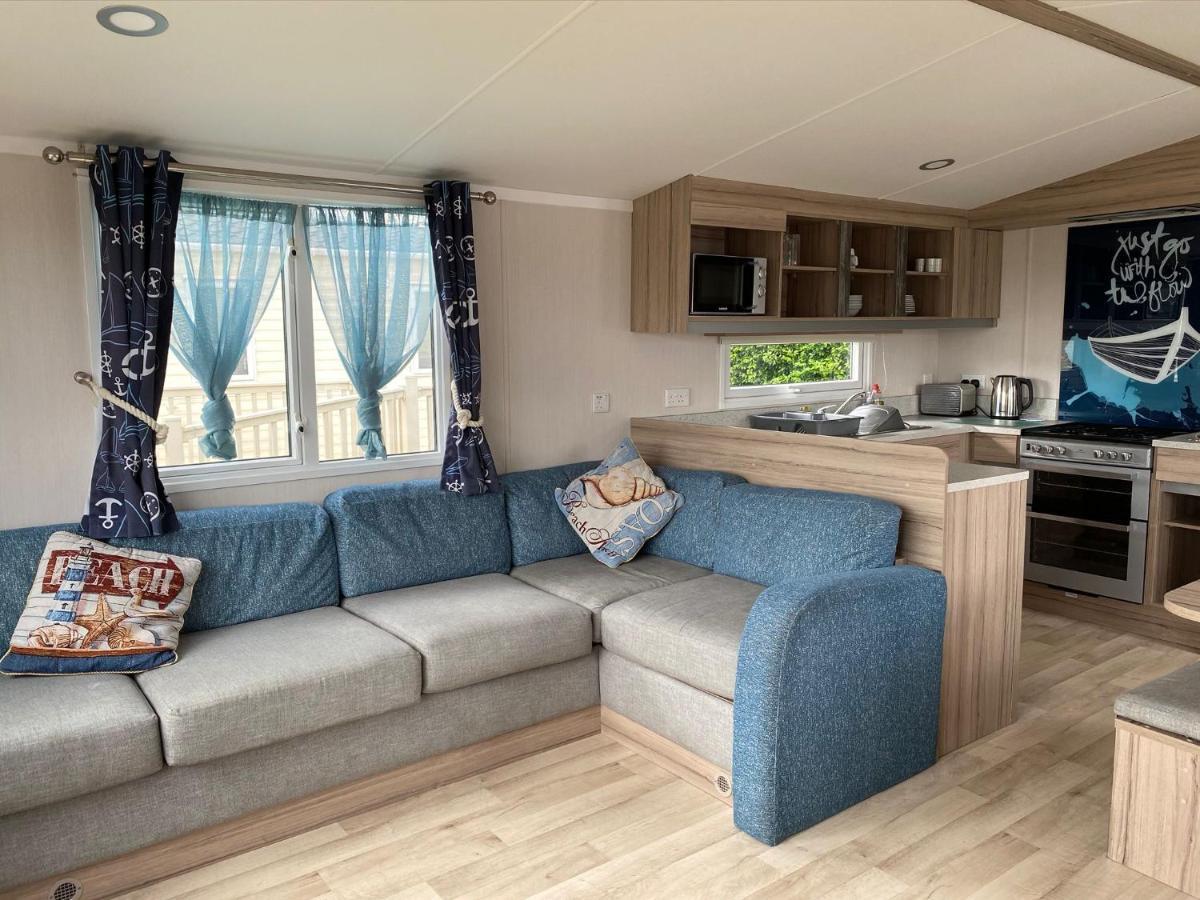 Blackpool Caravans Marton Mere Екстериор снимка